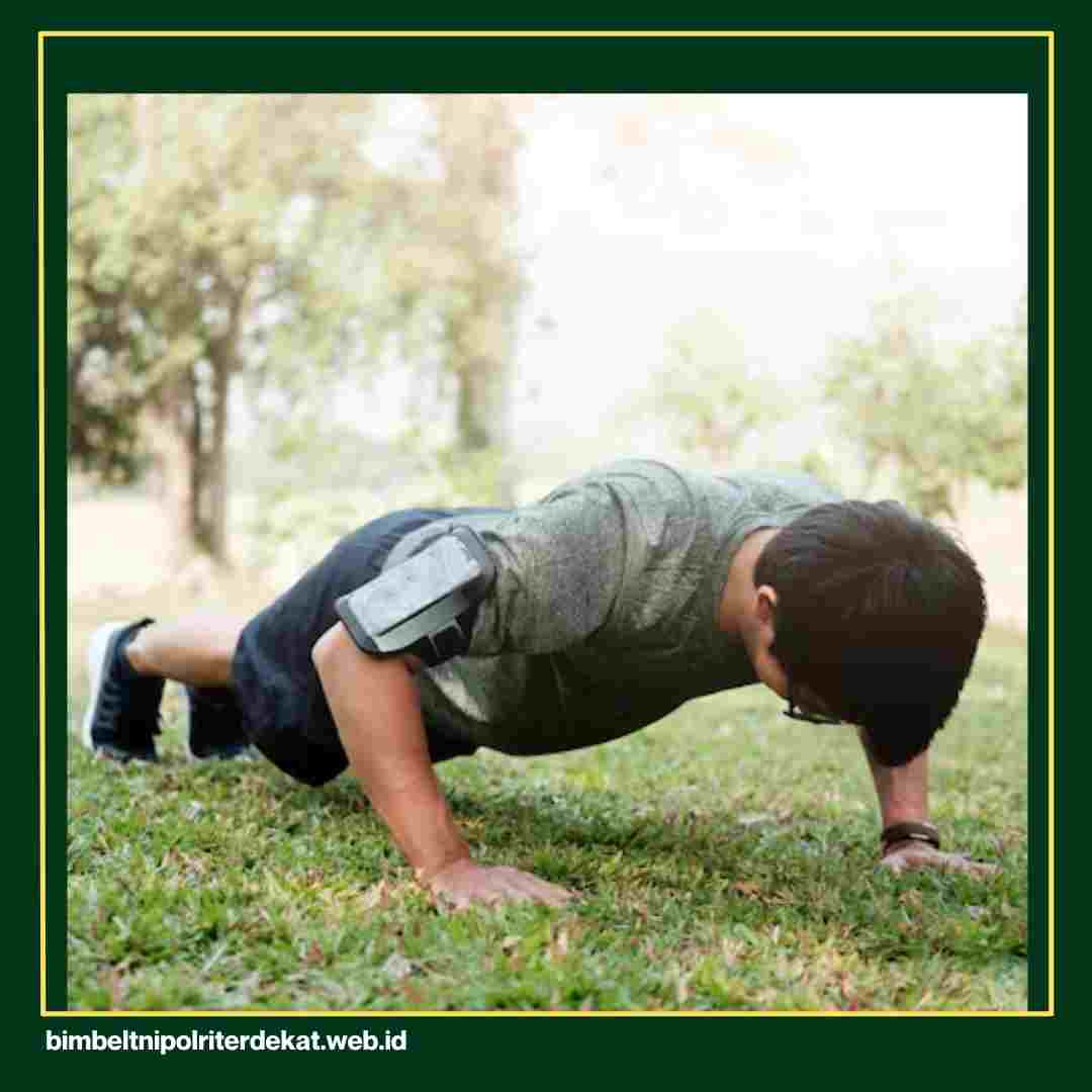 Apakah Poltekim seperti sekolah militer?